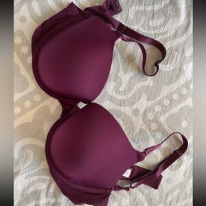 Victoria’s Secret 34D Underwire Push-Up Bra – purple Plum
